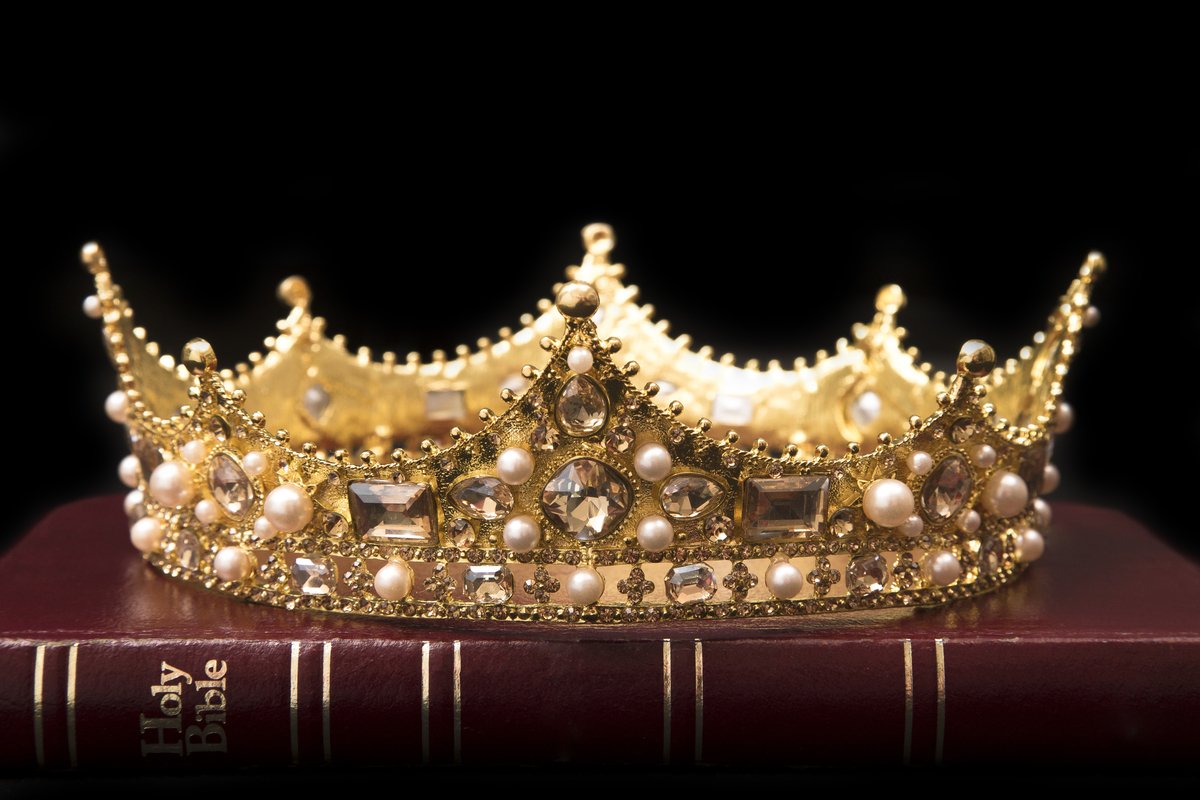 crown of the blessed virgin mary